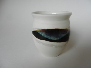 porcelain; height: 7cm